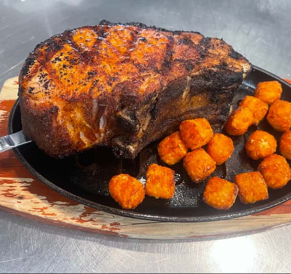 Bone-In Pork Chop (16 Oz)