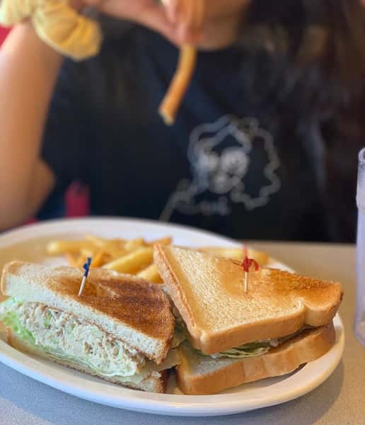 Chicken Saland Sandwich