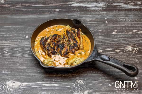 Blackened Chicken 'N Grits