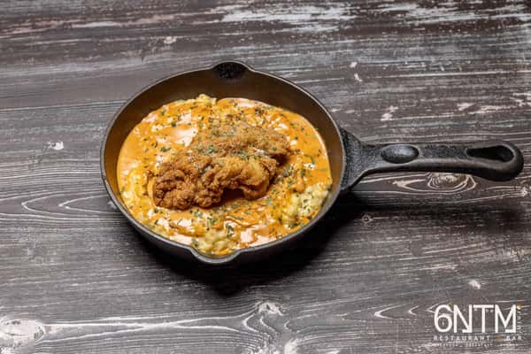 Lobster & Grits (Fried)