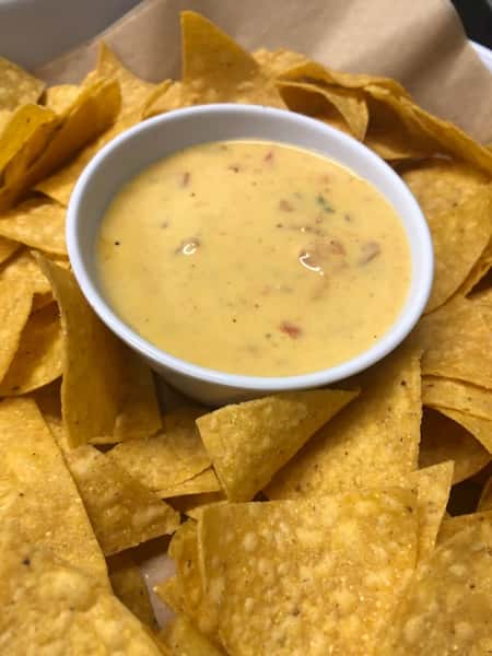Chips & Queso