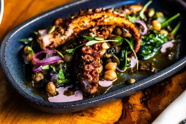 Pulpo a la brasa