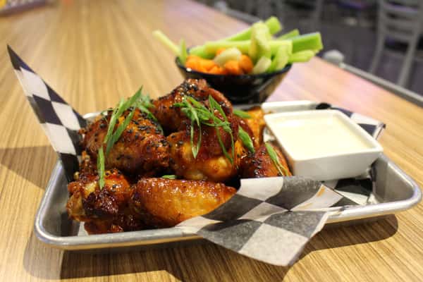 10 CT WINGS