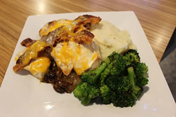SMOTHERED CHICKEN