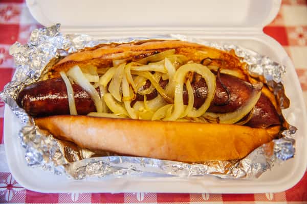1/2lb Sausage w/ Grilled Onions $10