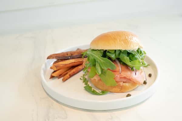 Smoked Salmon Brioche  & Sweet potatoes