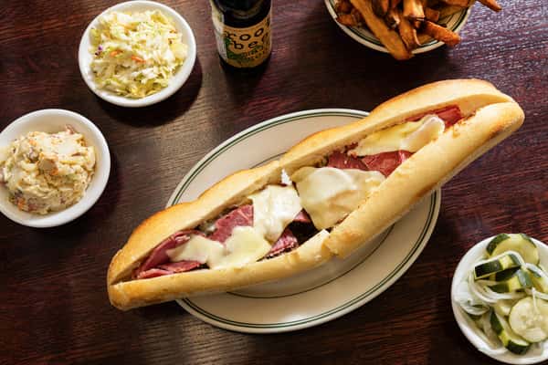 PASTRAMI CHEESESTEAK
