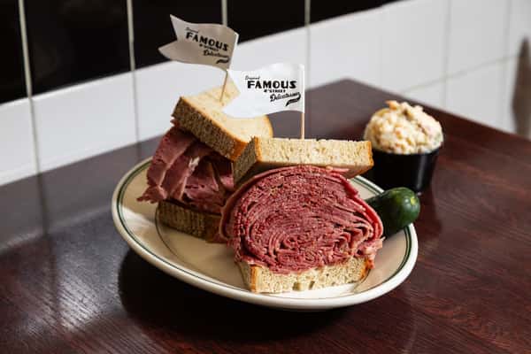 Hot Corned Beef Boxed Lunch