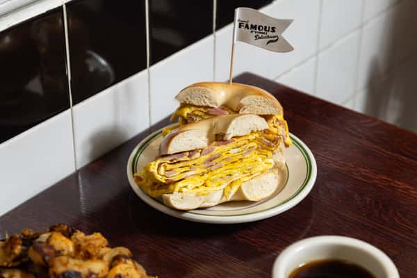 HAM, EGG & CHEESE Sandwich