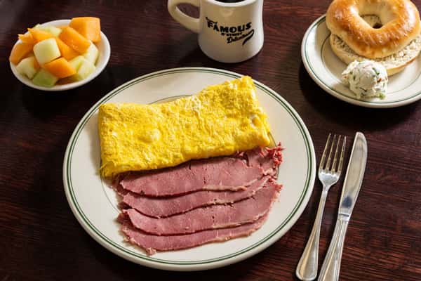 CORNED BEEF & EGGS
