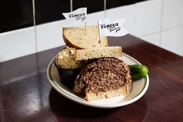 Hot Brisket Boxed Lunch