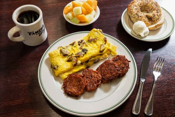 SAUSAGE & CHEESE OMELETTE