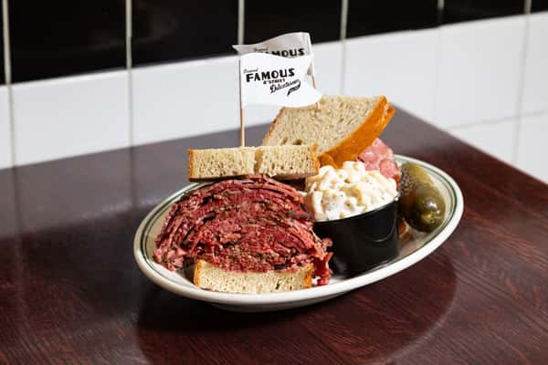 Hot Pastrami Boxed Lunch
