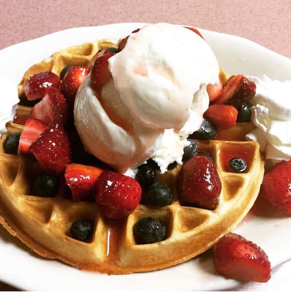 pancakes with strawberries, blueberries and ice cream 2