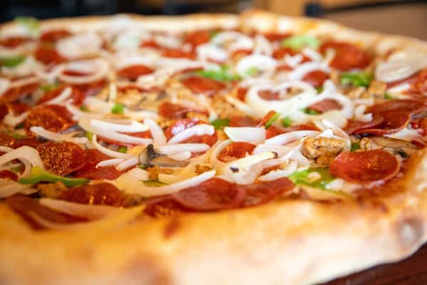 NE Classic Combo Pizza