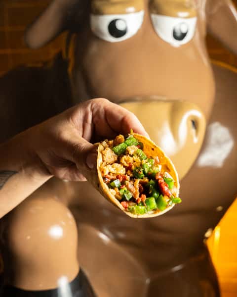 Toro Con Taco