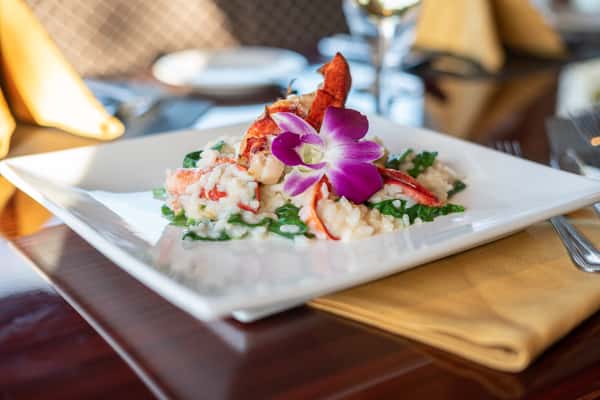 Risotto con Aragosta - Pecorino Romano Tuscan Cuisine - Italian ...