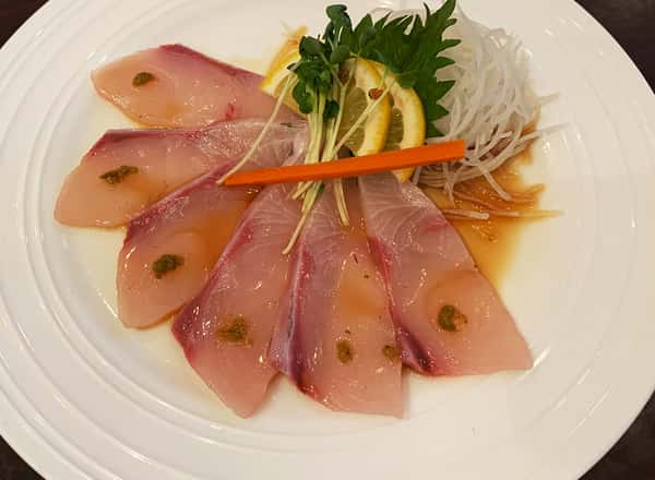 Yuzu Kanpachi 6pcs