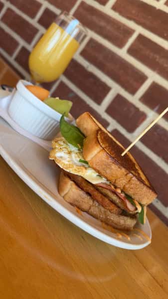 Breakfast Sandwich