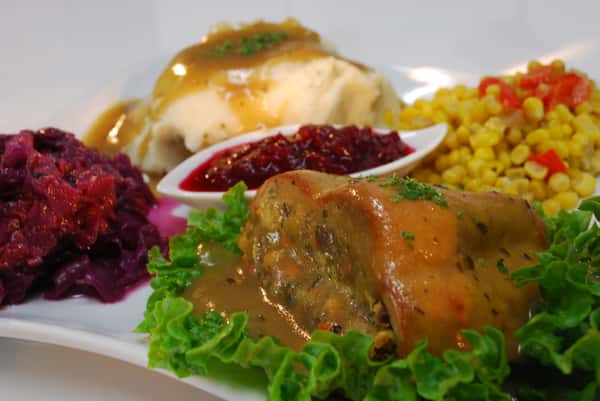 Thanksgiving Feast - Served WARM