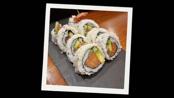 Smoked Salmon Uramaki