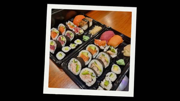 Omakase For 2 (Chef Selection)