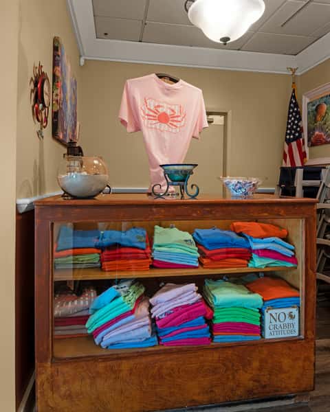 capt jacks family buffet - gift shop