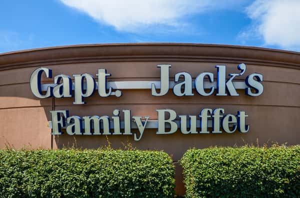 Capt Jacks sign