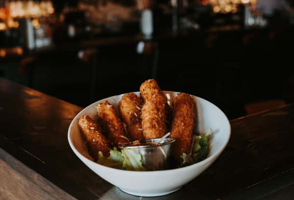 Halloumi Fries
