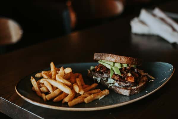 Sierra Steak Blt