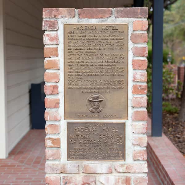 historical plaque