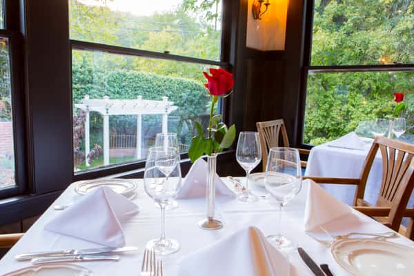 table and rose