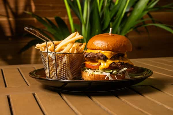 E Double Smash Burger