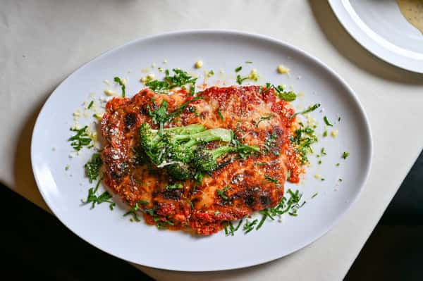 VEAL SIRLOIN PARMIGIANO