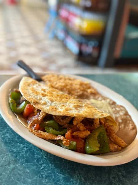 Lunch Fajita Quesadilla*