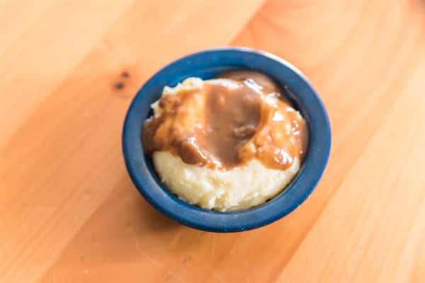 Mashed Potatoes with Brown Gravy