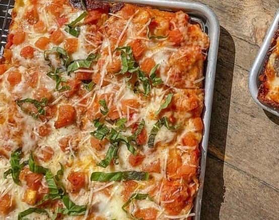 - Margherita Pizza - Frozen