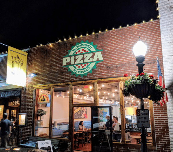 pizza restaurant front view