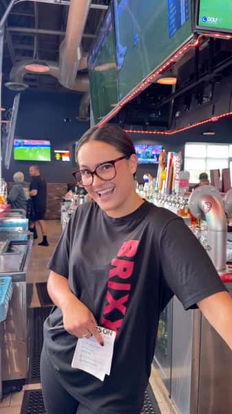 Asked some of our staff to get a little flirty while ordering our Brixx Burger. Who does the best?
#boise #fun #burger #flirt