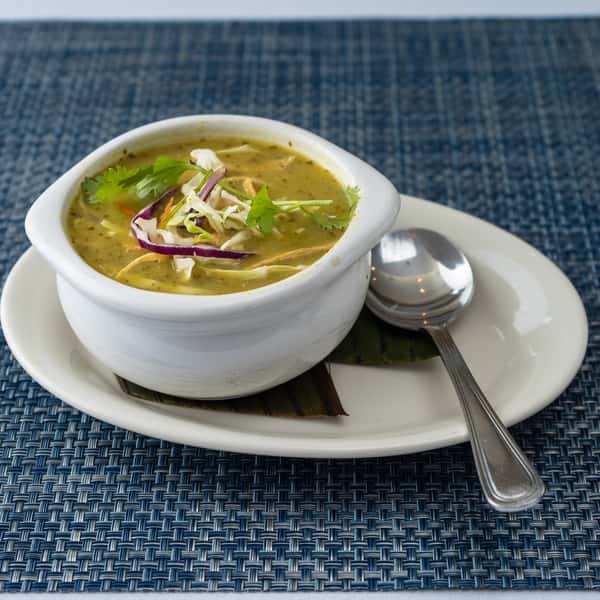 Pollo Y Tomatillo