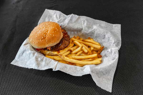 Cove's Jam-N-Burger Cove Basket