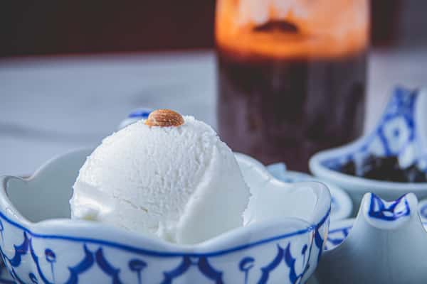 Homemade Coconut Ice Cream no Topping