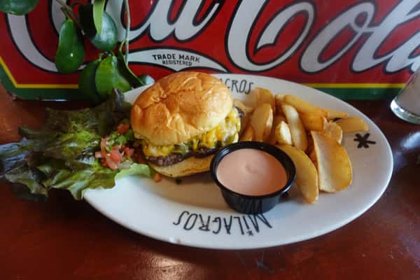GREEN CHILE CHEESEBURGER