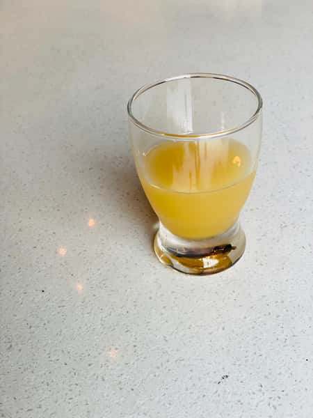 O (Orange)