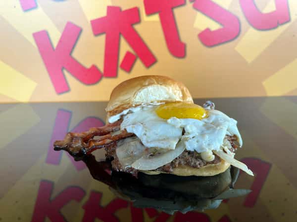 Menage a Trois Burger w Small Fry