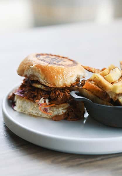 Jackfruit "Pulled Pork" 