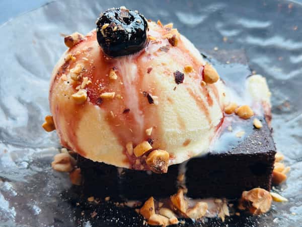 Chocolate Brownie Sundae