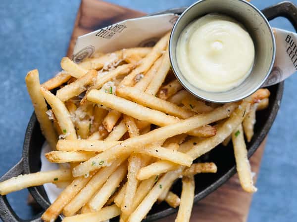 Crispy Frites w/Truffle Aioli