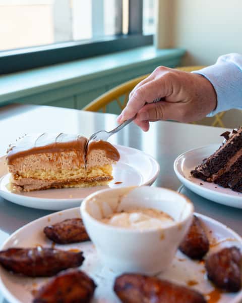 Dulce De Leche Cake