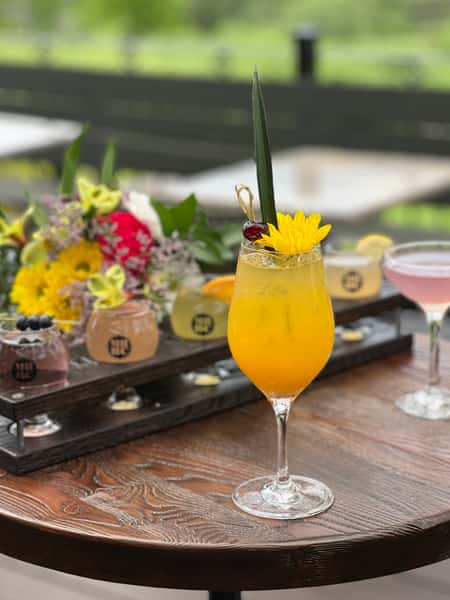 cocktails outside
